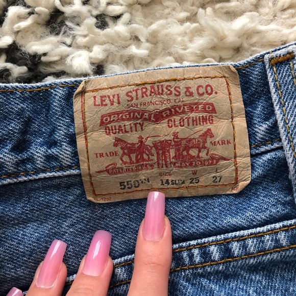 levi’s vintage jean shorts - Picture 4 of 4